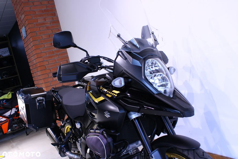 Suzuki DL - 35