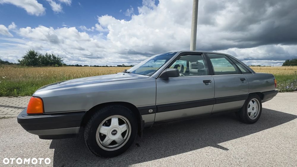 Audi 100 - 10