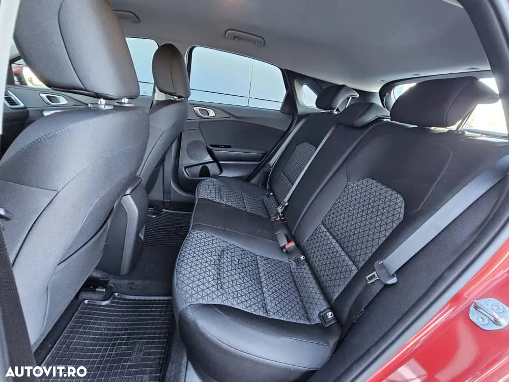 Kia Ceed 1.5 T-GDI 6MT Best - 12