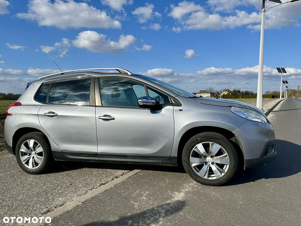 Peugeot 2008 1.2 Pure Tech Access - 2