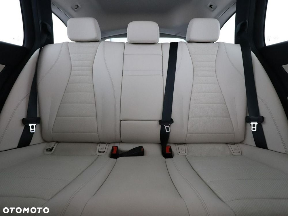 Mercedes-Benz Klasa E 200 d 9G-TRONIC Avantgarde - 19