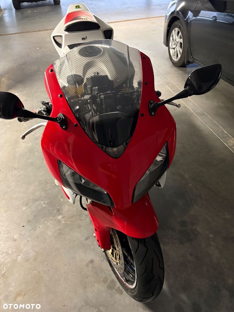 Honda CBR - 3