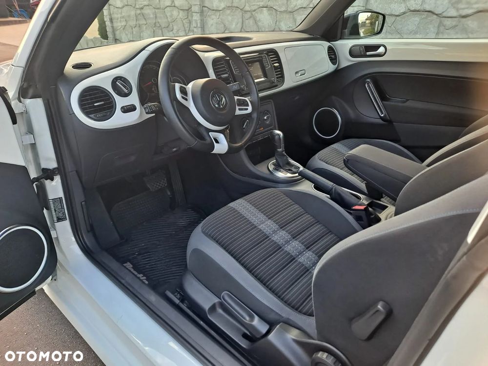Volkswagen Beetle - 11