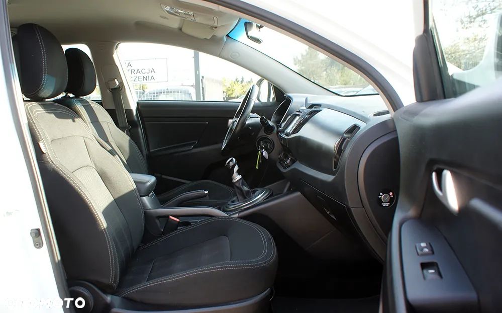 Kia Sportage 1.7 CRDI 2WD ISG Attract - 9