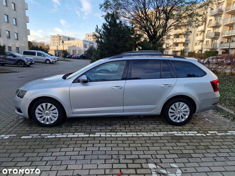 Skoda Octavia - 3