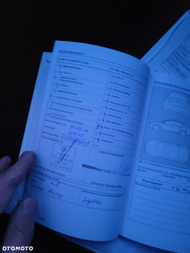 Volkswagen Touran 2.0 TDI DPF MATCH - 35