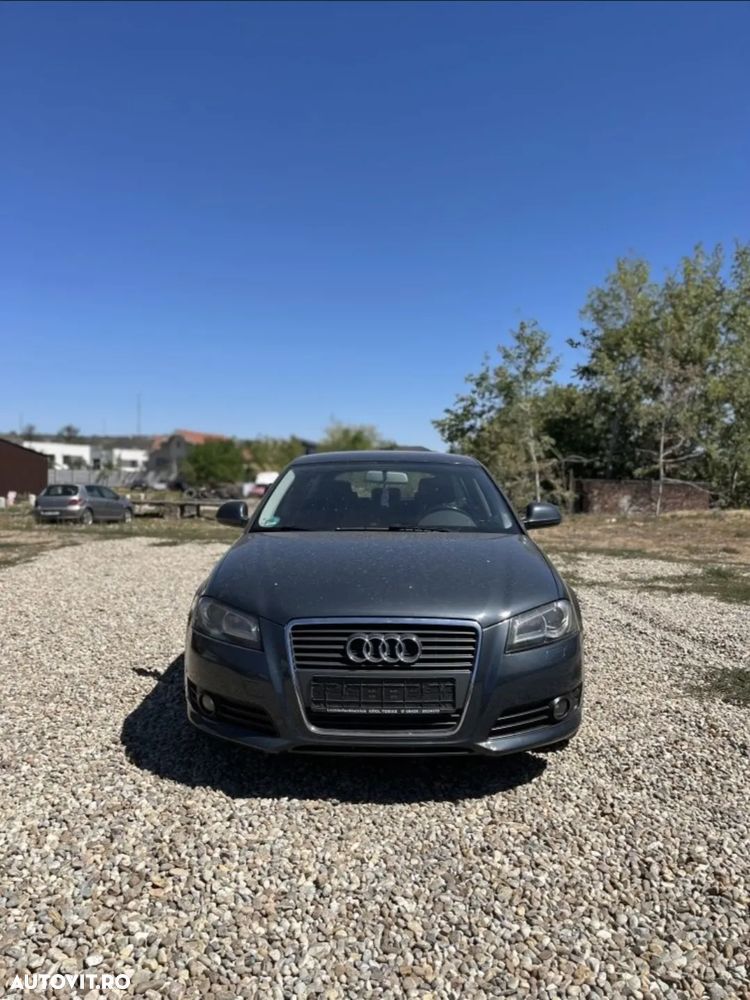 Audi A3 Sportback - 1