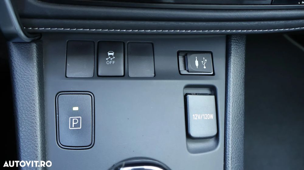 Toyota Auris - 22