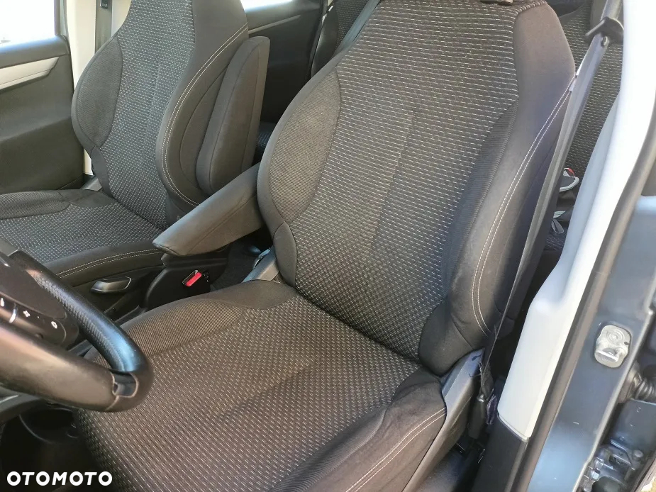 Citroën C4 Picasso - 12