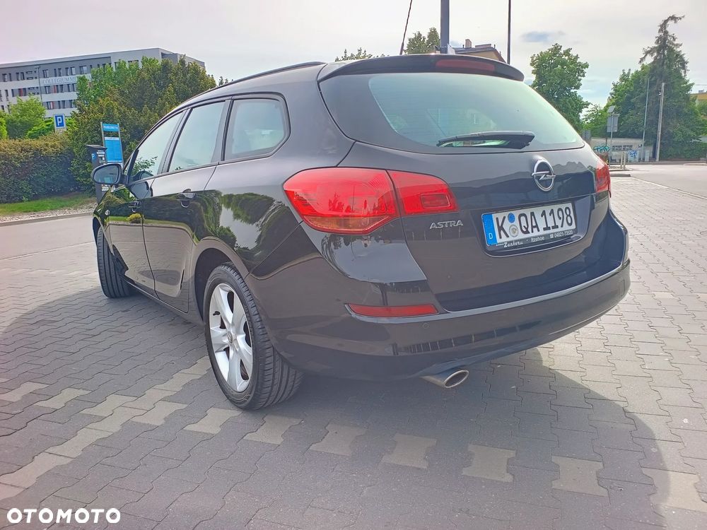 Opel Astra 1.4 T Sport - 9