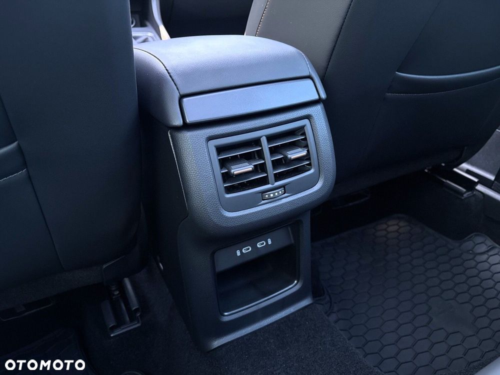 Cupra Ateca 1.5 TSI DSG - 33