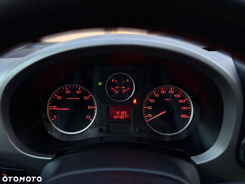 Peugeot Partner HDi FAP 110 Premium - 8