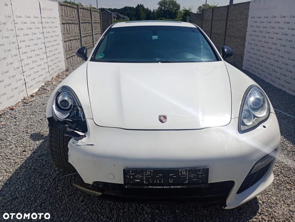 Porsche Panamera 4S PDK - 2