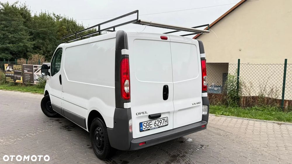 Opel Vivaro - 6