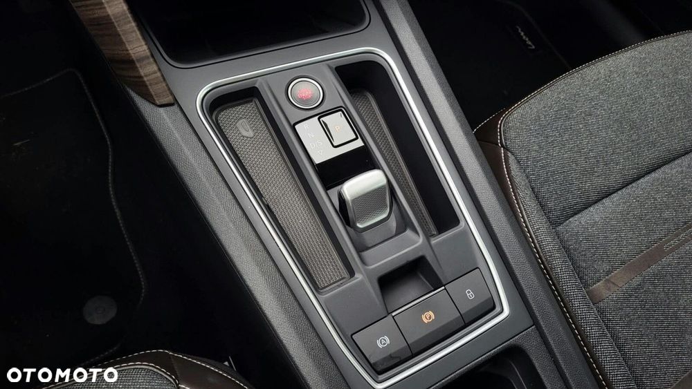 Seat Leon 1.5 eTSI Xcellence DSG - 22