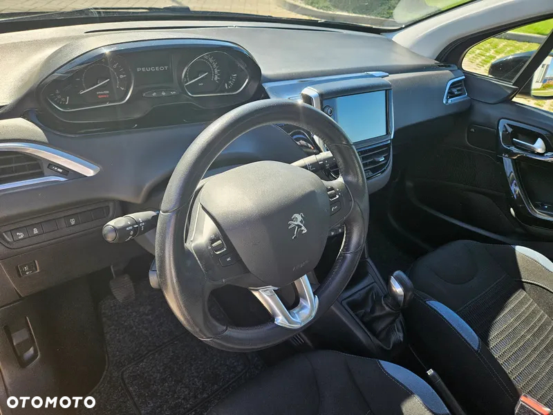 Peugeot 208 1.6 VTi Allure - 6