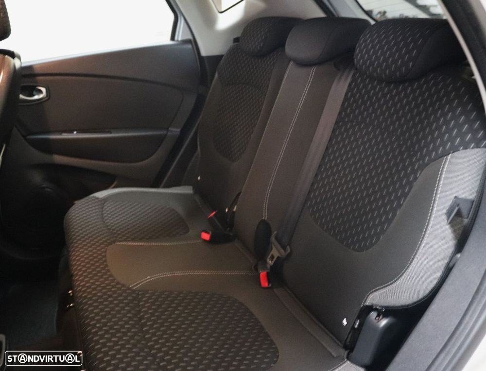 Renault Captur 1.5 dCi Exclusive - 35