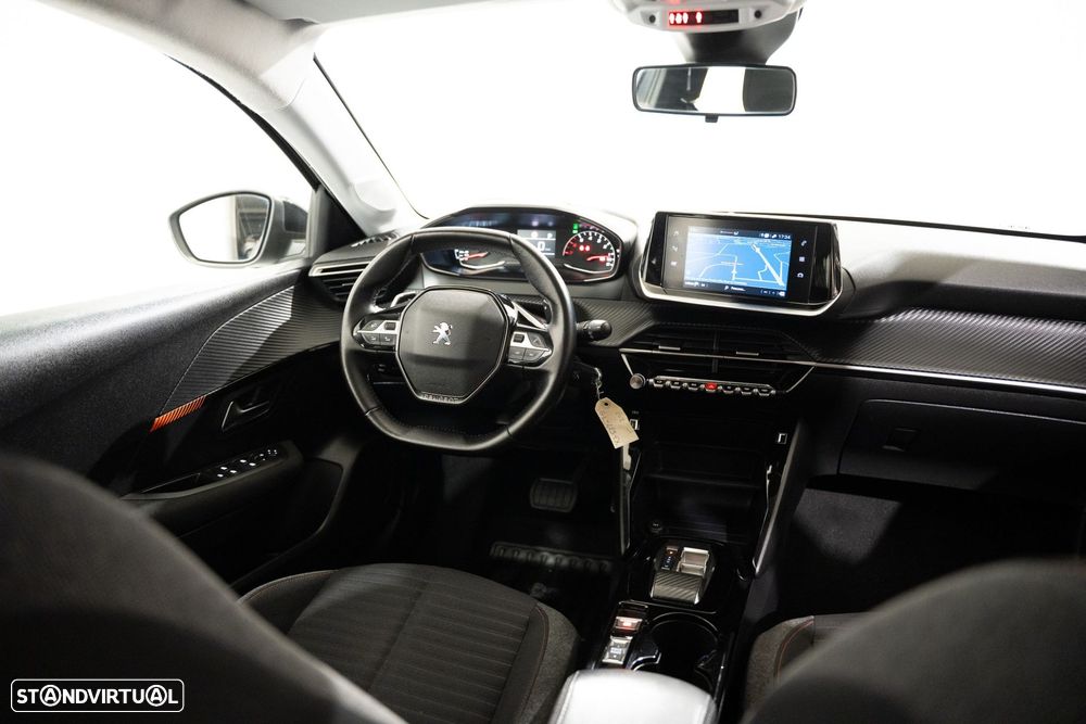 Peugeot 208 1.2 PureTech Allure EAT8 - 9