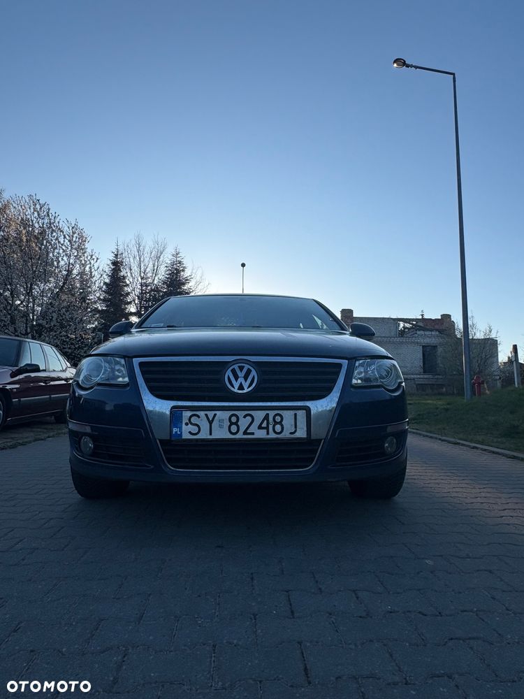 Volkswagen Passat 1.9 TDI Individual - 3