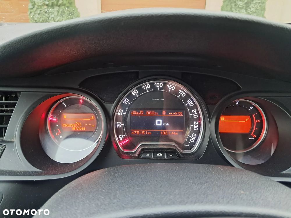 Citroën C5 HDi 135 FAP Exclusive - 13