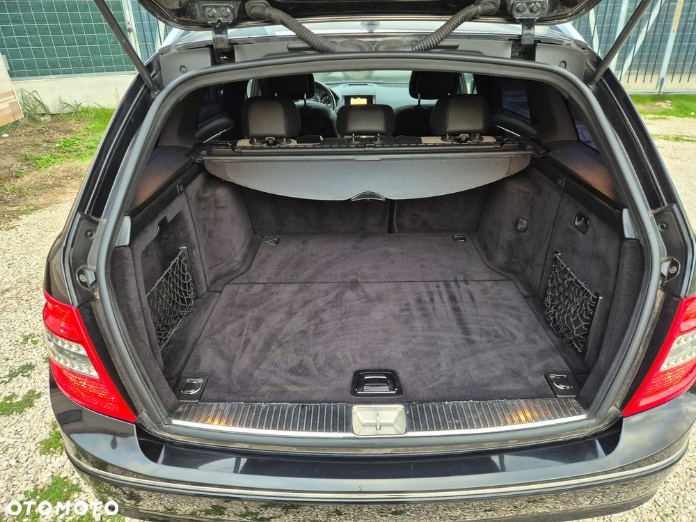 Mercedes-Benz Klasa C 180 Kompressor Automatik BlueEFFICIENCY Avantgarde - 16
