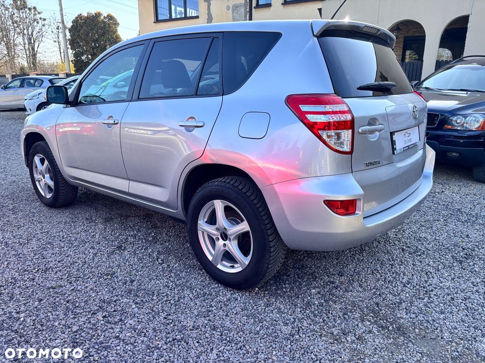 Toyota RAV4 2.0 4x2 - 6