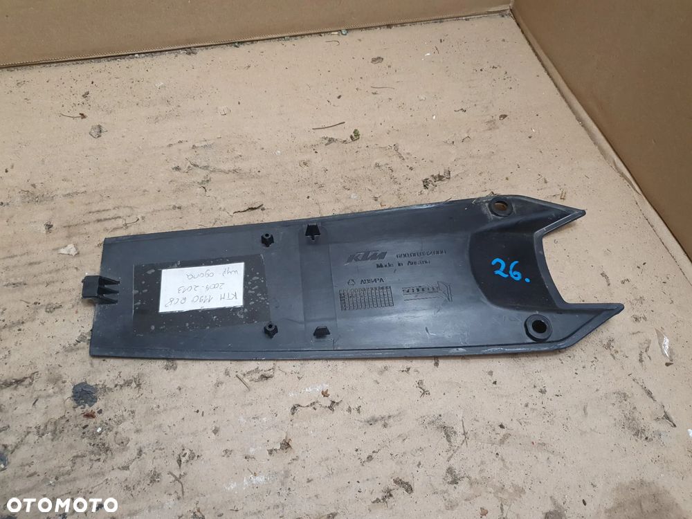 KTM 1190 RC8 Dolna osłona 69008032000 - 1