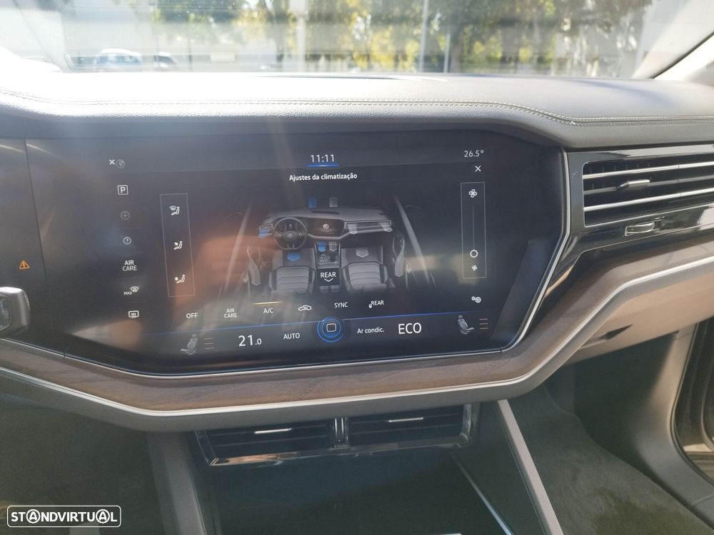 VW Touareg 3.0 TDI V6 Elegance Plus - 7