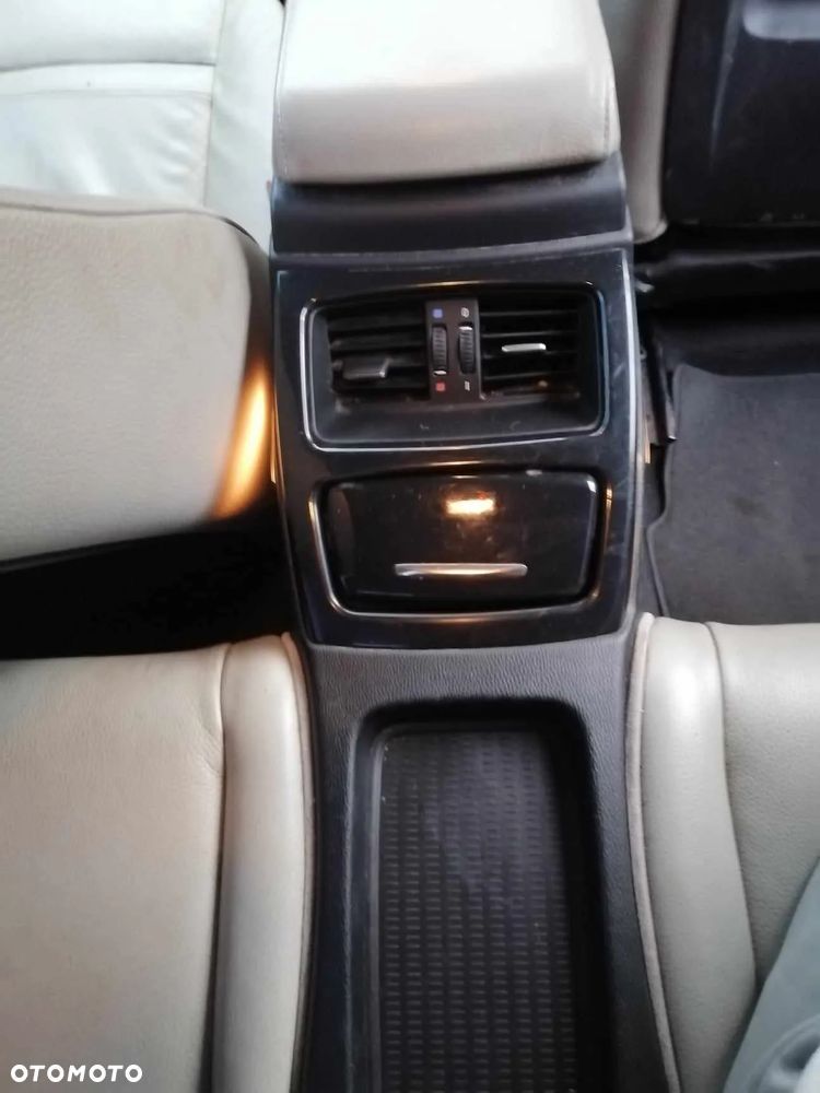 BMW Seria 3 320d Coupe - 24