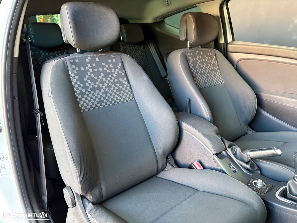 Renault Mégane Coupe 1.5 dCi Dynamique - 12