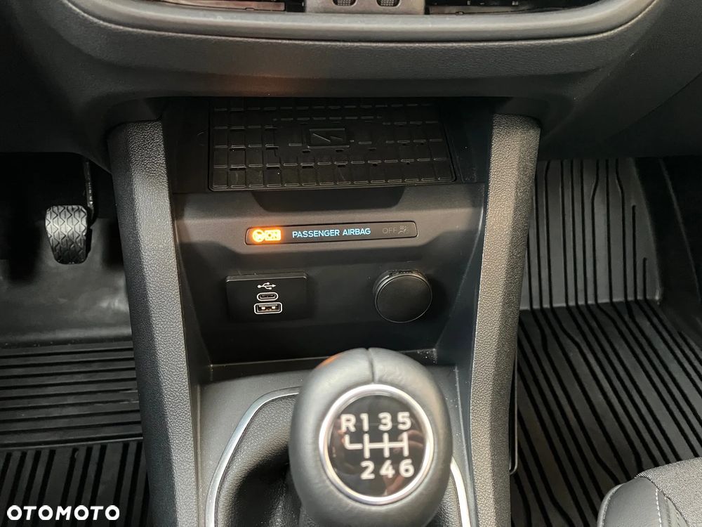 Ford Tourneo Courier 1.0 EcoBoost Active - 34