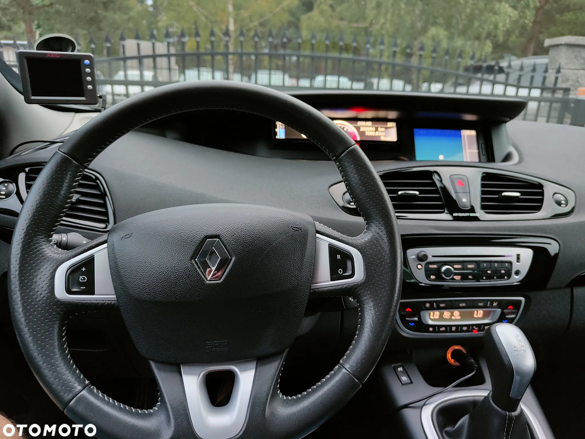 Renault Grand Scenic dCi 110 EDC Bose Edition - 17
