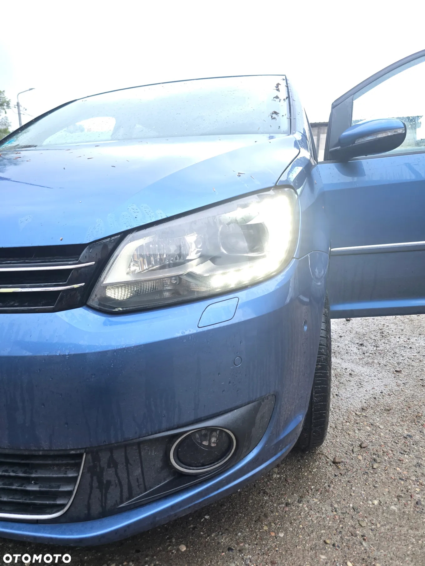 Volkswagen Touran 2.0 TDI DPF BlueMotion Technology DSG Highline - 7