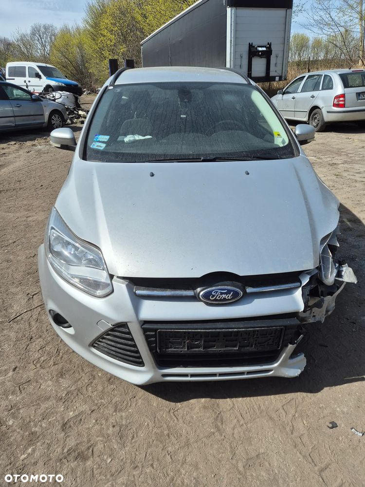 FORD FOCUS MK 3  1.6 Duratorq TDCi,  Części , maska, lampy, błotnik, alternator, silnik, skrzynia - 1