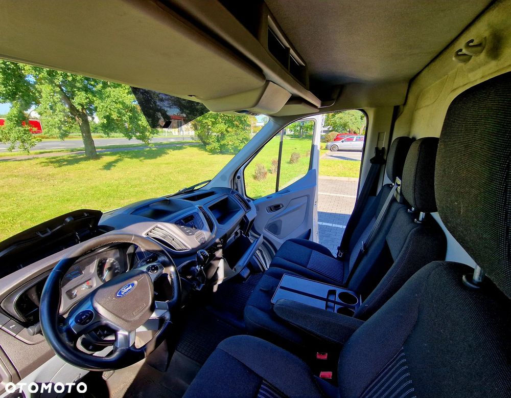 Ford Transit - 17