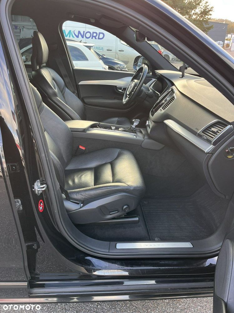 Volvo XC 90 - 10