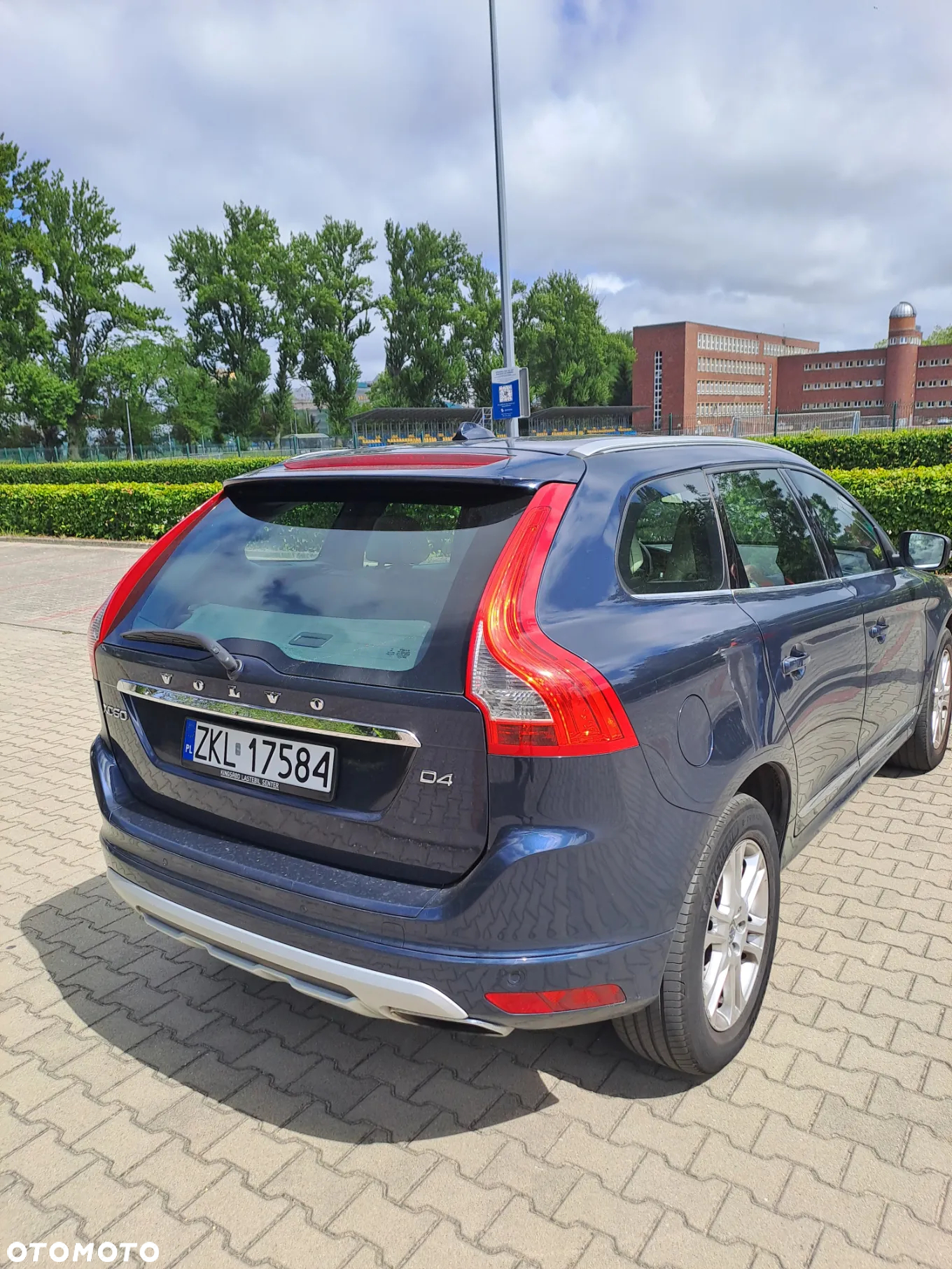 Volvo XC 60 2.4D AWD Summum - 4