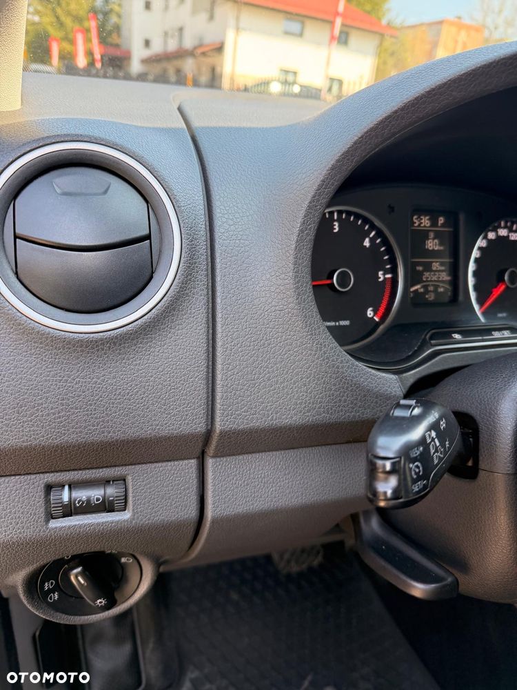 Volkswagen Amarok - 6