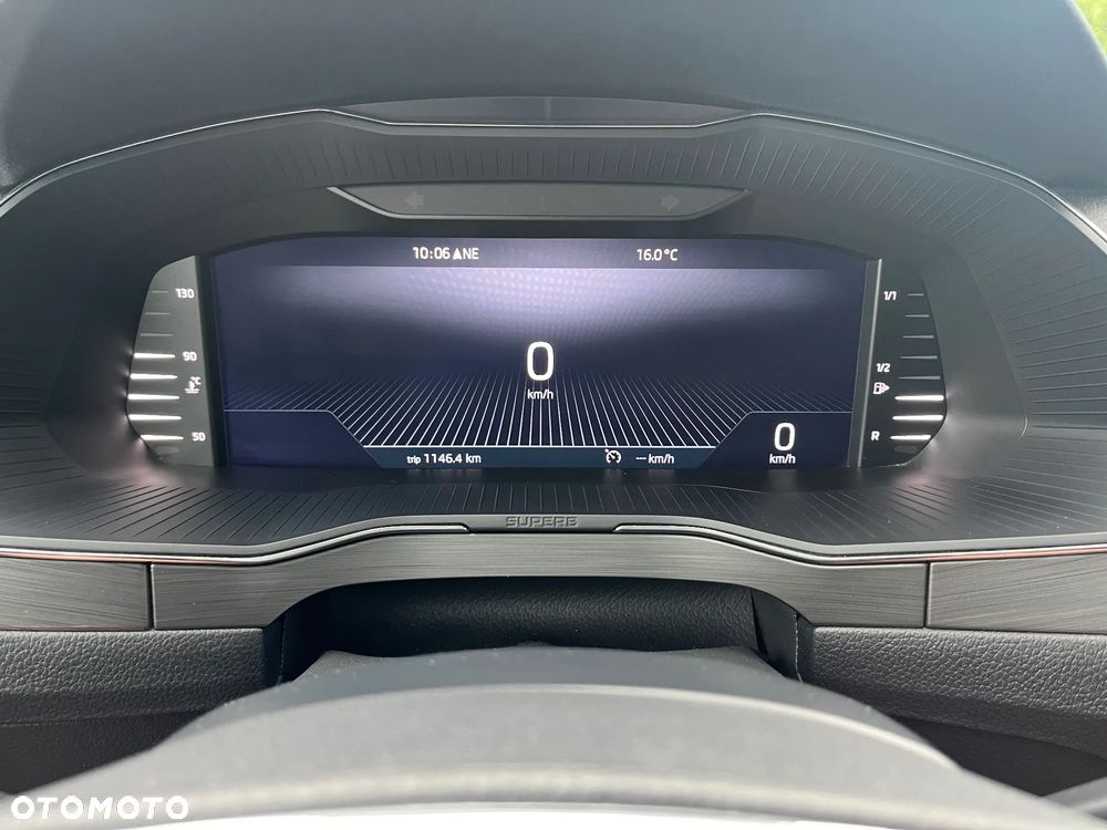 Skoda Superb 2.0 TDI SCR Style - 31