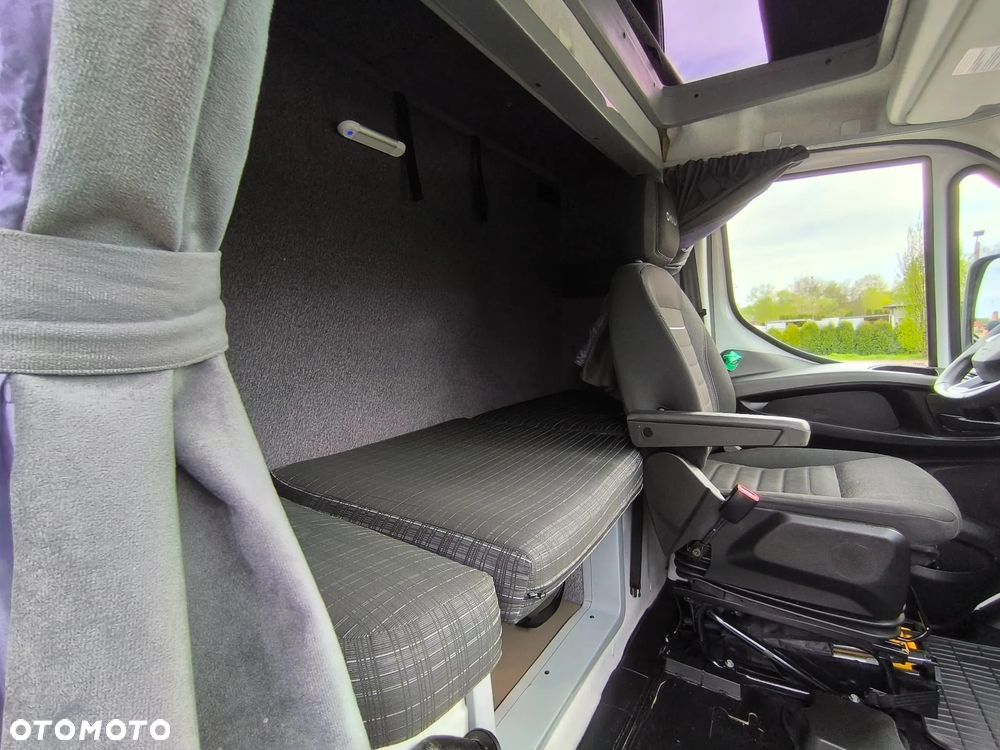 Iveco Daily 70C18 Sypialnia 2 Łóżka, WINDA!, 15 Palet, 2x Firana + Zsuwany Dach! - 22