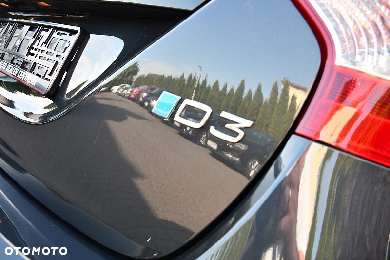 Volvo V60 D3 Momentum - 37