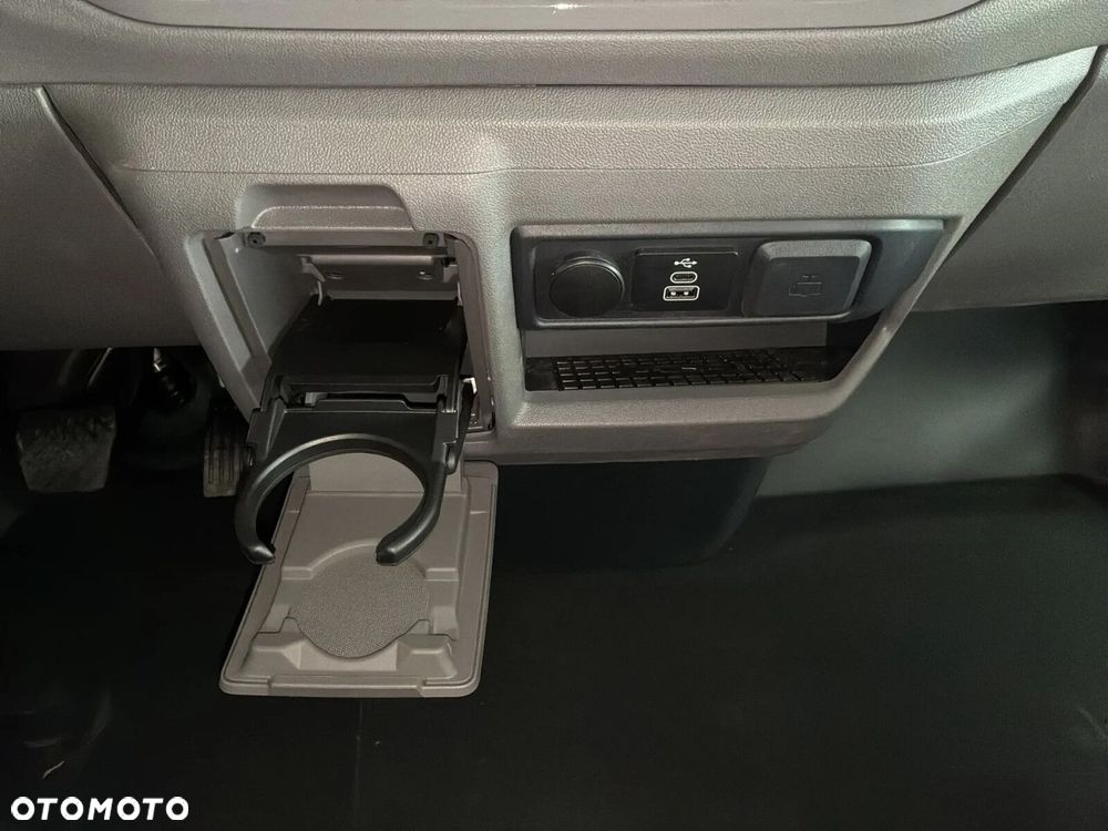 Volkswagen Transporter Furgon PLUS Panamericana/6-cio osob./AUTOMAT (L2) 2.0 TDI 170KM, r.o. 3500 mm - 34