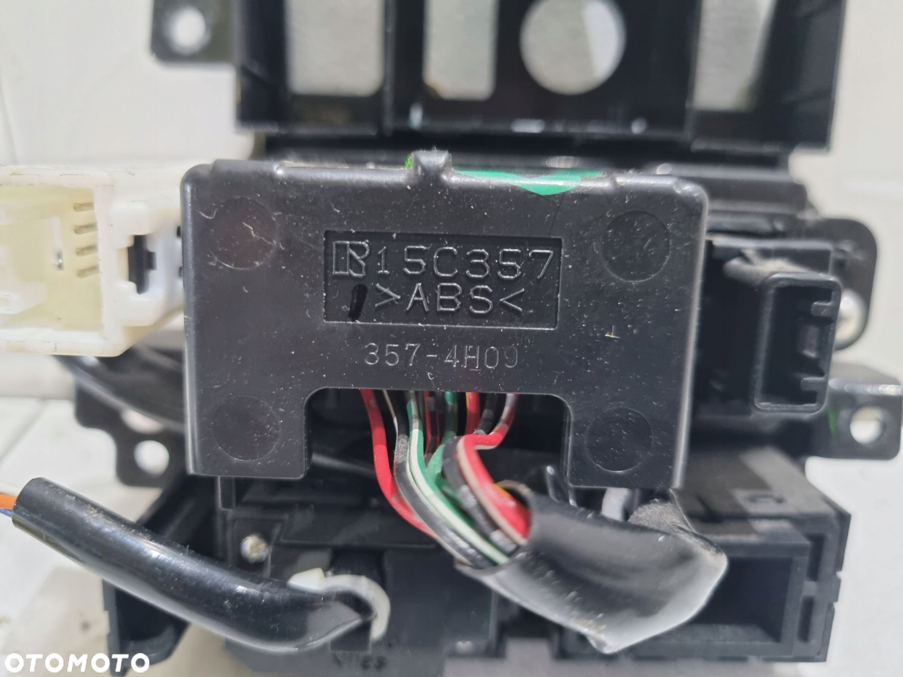 SUBARU OUTBACK IV PRZYCISK HAMULCA RĘCZNEGO 15C357 - 2