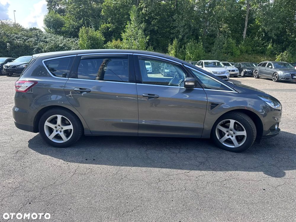Ford S-Max 2.0 TDCi Titanium PowerShift - 9