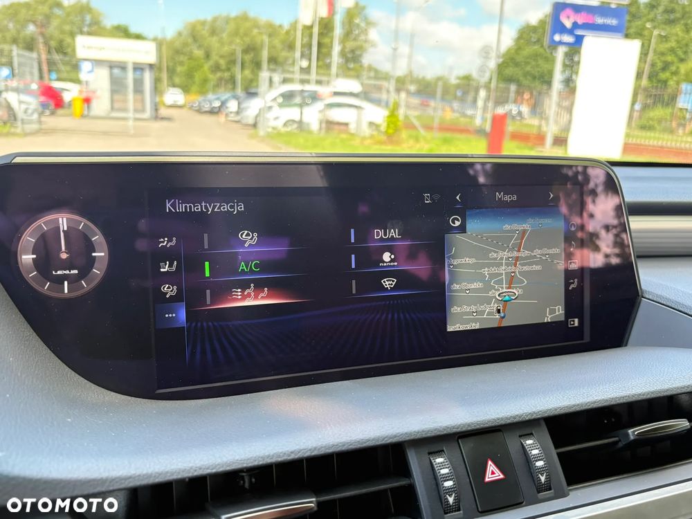 Lexus ES 300h F Sport Edition - 20