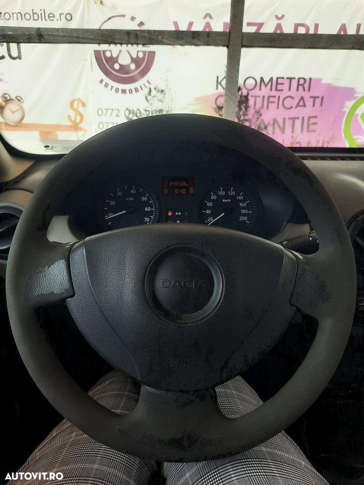 Dacia Sandero - 11