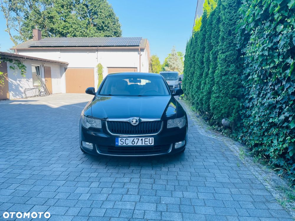 Skoda Superb 2.0 TDI Ambition - 1