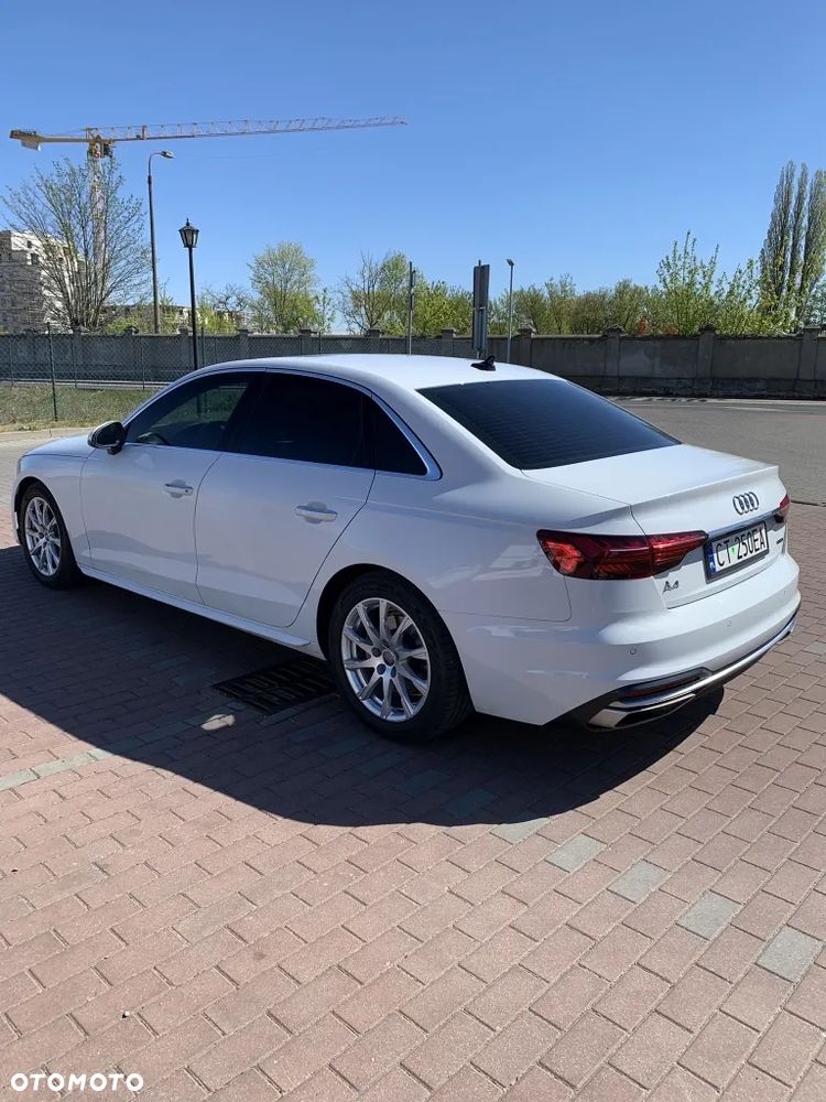 Audi A4 Limousine 40 TFSI mHEV Quattro Advanced S tronic - 4