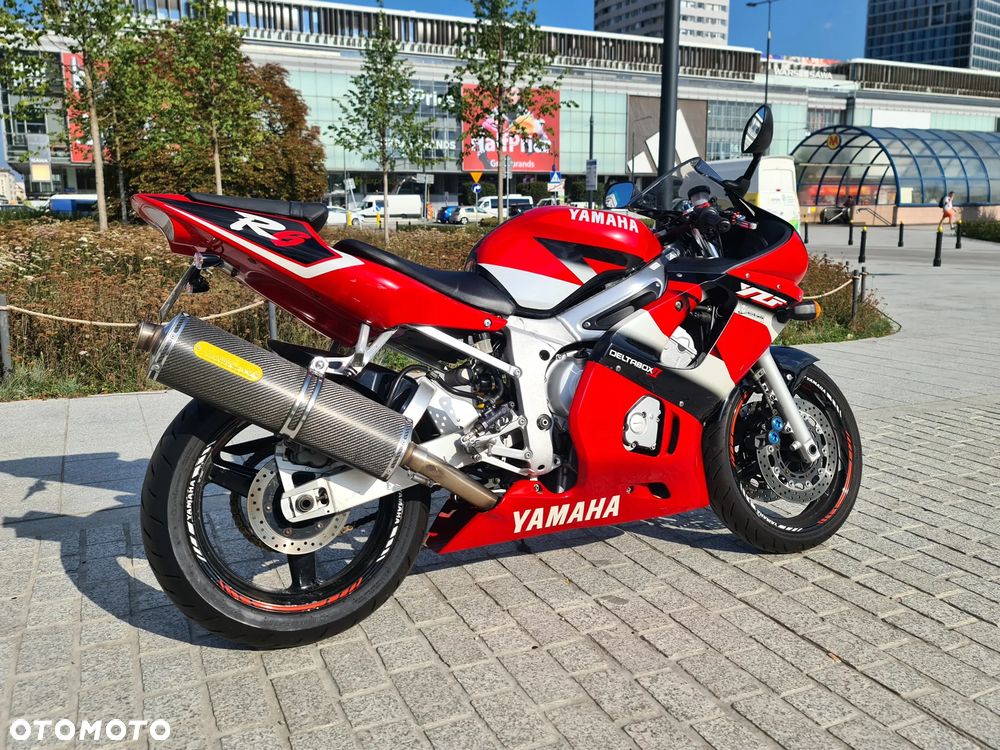 Yamaha YZF - 1