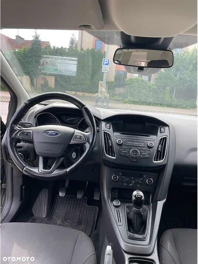 Ford Focus 1.6 Trend - 8
